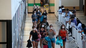 EEUU restringe los vuelos desde India a partir del 4 de mayo