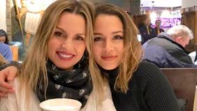 "Para ella no ha sido fácil ser mi hija. Soy una persona con mucha exhibición pública. Ser un rostro ‘sexy’ tampoco es lindo para una hija...": Yasmín Valdés y Anahí, de 23 años