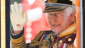 Experta en la realeza británica asegura que Rey Carlos III está en un estado de salud crítico