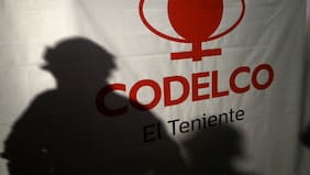 Confirman fallecimiento de un trabajador en mina El Teniente tras alud de barro: hay un desaparecido