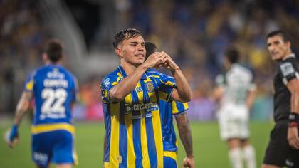 Vicente Pizarro marcó su primer gol en Argentina: le dio la victoria a Rosario Central en los descuentos