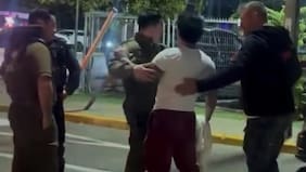 Marcelo Ríos “borracho como Tagua en bar de Vitacura”, “se cae al suelo, se rompió la frente”, llegó Carabineros, asegura testigo (VIDEO)