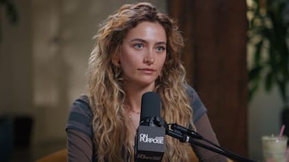 “Te duermen, te atan y te electrocutan”: Paris Jackson confesó que se sometió a terapia electroconvulsiva tras intentar quitarse la vida