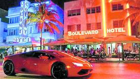 Sospechoso método promete hacer 'ricos y famosos' a jóvenes