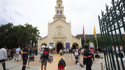 Mujer falleció durante peregrinación a Lo Vásquez: sufrió un paro cardíaco