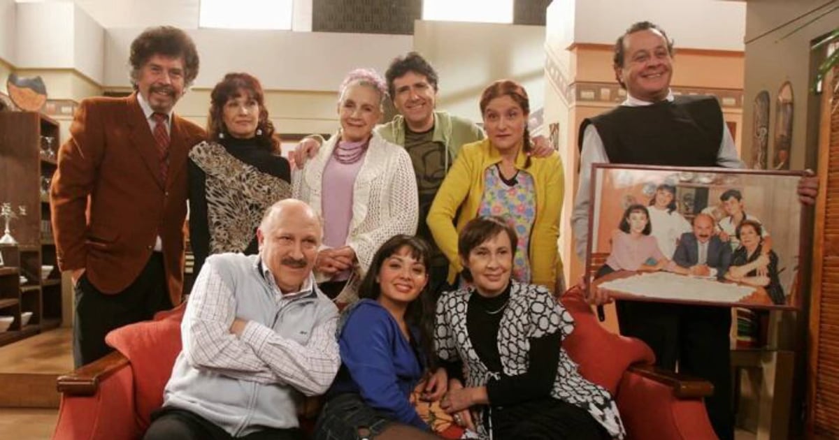 Reconocido actor de Los Venegas es fiscalizado en pleno despacho: tomó por sorpresa a equipo del Contigo en la mañana - La Cuarta