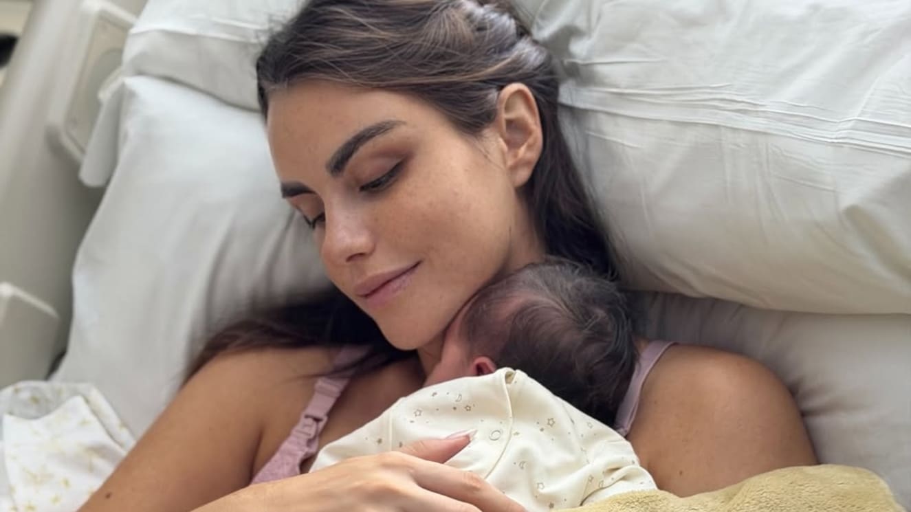 Emilia Dides reveló cómo su intuición de madre salvó la vida de su bebé: “Venía ahorcada doble con el cordón umbilical”