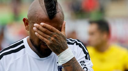 Conflicto al interior de Colo Colo por funcionarios que acusan medida discriminatoria