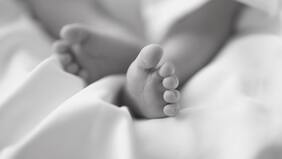 Terrible infanticidio: Condenan a joven que mató a su bebé tras dar a luz escondida en su habitación