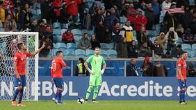 Mundialistas piden regreso del capitán Claudio Bravo