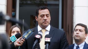 Diputado Hotuiti Teao es criticado luego de que le aprobaron un permiso de 30 días para viajar por Sudamérica y Asia