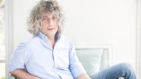 José Ignacio “Chascas” Valenzuela se la jugó con el lanzamiento de su libro más autobiográfico: “Gente como yo”