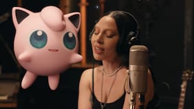 No solo con Bad Bunny: Lady Gaga celebró el aniversario de Pokémon cantando con Jigglypuff
