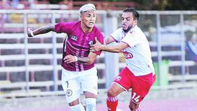 Juan Carlos Gaete sigue en busca de la felicidad