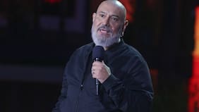 Generó tenso momento en el Patagual: el chiste político que casi condena a León Murillo en el Festival del Huaso de Olmué