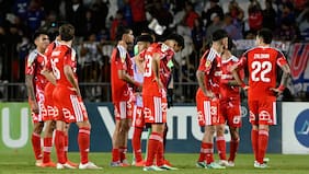 Dicen que aún no se recupera del Superclásico: hinchas azules cargan contra un jugador tras dura derrota en Antofagasta