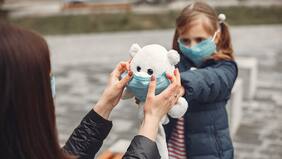 ¿Por qué el bicho atacaría con menos fuerza a los más peques?