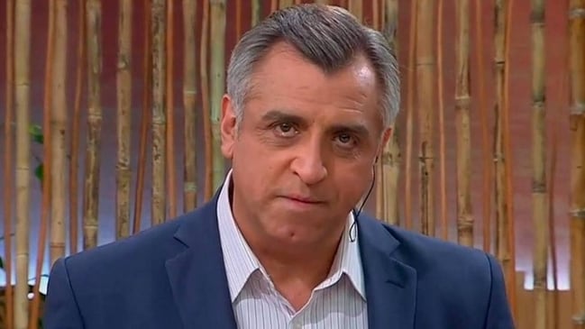Tras tres meses fuera de pantalla: revelan la razón de la ausencia de Iván Torres en TVN