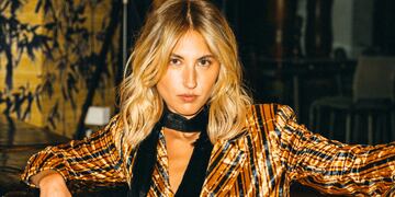 Conoce a Luna Marinetti, la cantante multitasking