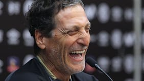 Escándalo: Mario Salas alegó por malos olores