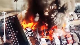 Impactante registro muestra a autos incendiándose tras la violenta explosión en Renca