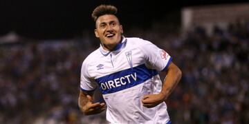 ¿Regresa a Universidad Católica? Aseguran que Nico Castillo llegó a un acuerdo con la UC