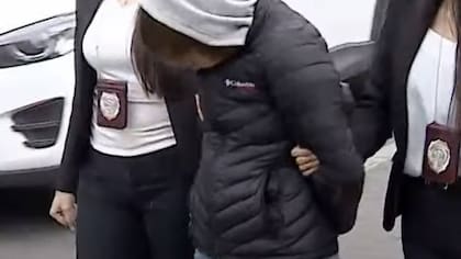 “Sabía del pololeo y a veces se ponía celosa”: horror por caso de madre que habría facilitado violación de su hija de 11