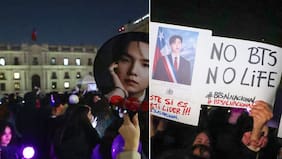 “¡El que no salta es Duco!“: La ”Army" de BTS llegó en masa a protestar frente a La Moneda