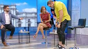 Gabriel Boric: "Oye, esos pantalones… ¿Viste Friends? Hay un capítulo en que 'Ross' se trata de…" José Antonio Neme: "Pero yo no necesité lubricante para eso, ¿ah?"