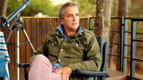 "El programa que hacíamos no se puede hacer porque éramos en muchos sentidos unos imbéciles...", afirma Pablo Mackenna sobre Caiga Quien Caiga