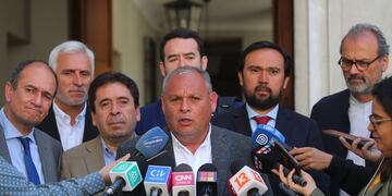 Gobernadores (Mundaca) se reúnen con la Ministra del Interior 03/12/2024