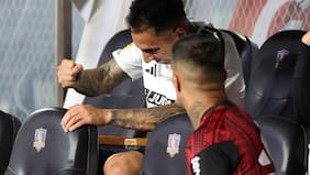 “No está bien…”: Aníbal Mosa regaña a Javier Correa por su “show” tras salir lesionado en Colo Colo