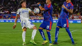 Gabriel Castellón echa al agua al árbitro: “Me dijo que no era penal porque…”