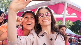 FOTOS! El feroz porrazo de la guapa modelo top Bella Hadid en desfile de Michael Kors