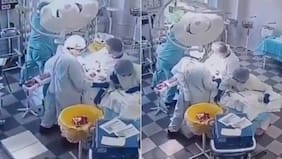 Dio la vuelta al mundo: equipo médico se convirtió en viral por reacción mientras realizaba operación en pleno terremoto