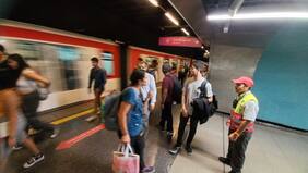 Metro informa servicio parcial en Línea 6: Estación Bío Bío sigue cerrada