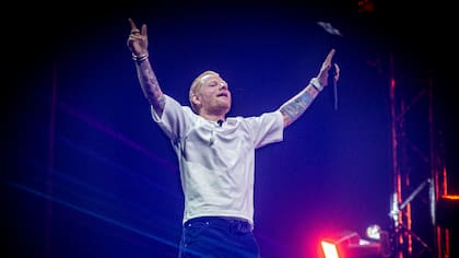Ed Sheeran sorprendió y grabó el videoclip oficial de su nueva canción en el Movistar Arena de Santiago