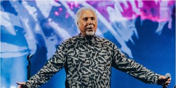 Tom Jones y cómo seguir rugiendo a los 83 años. Creditos: @dgmedios y @guilleasalazar