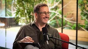 Le llegó un rollo de confort y una película nopor: Eduardo Fuentes desclasificó insólito regalo que recibió en un “amigo secreto” en televisión