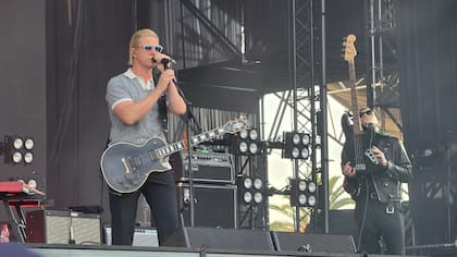 Interpol en Lollapalooza Chile 2026: sus grandes éxitos y un show impecable