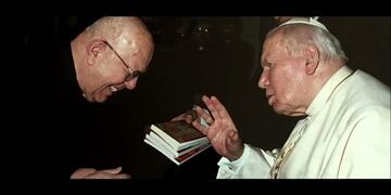 Gabriel Amorth y el papa Juan Pablo II