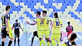 El Campanil sigue en la pelea y envió a San Luis al descenso