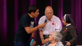 "Con muchas dificultades pero igual hacen un esfuerzo": Don Francisco aplaudió donación de la Fundación las Rosas