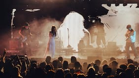 El shoegaze de Niebla Niebla cautivó en Lollapalooza: covers, una invitada especial y el lado más alternativo de Princesa Alba