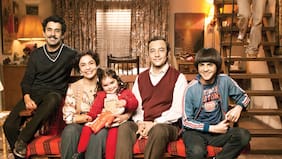 Canal 13 desmiente protagonismo de Loreto Aravena en secuela de Los 80: Juan Herrera podría sumarse