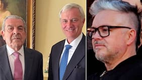 “Su padre se debe estar revolcando en su tumba”: Baradit se descarga sin filtro tras cita entre Eduardo Frei y Kast