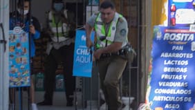 Apuntan a legítima defensa: ordenan libertad a carabinero que disparó en manifestación