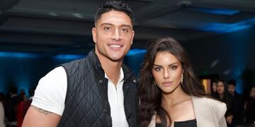 Sammis Reyes - Emilia Dides