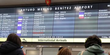 EE.UU. ya ha deportado a 102 chilenos en tres vuelos: seis fueron detenidos al llegar por causas pendientes