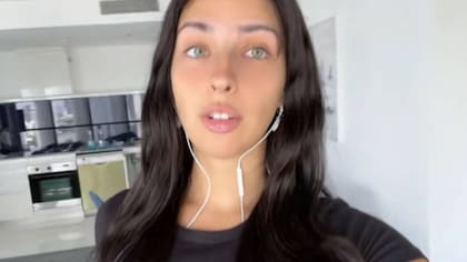 “Mientras lloran por la bencina en Chile, yo estoy acá trabajando duro”: chilena en Australia saca ronchas con ácida burla